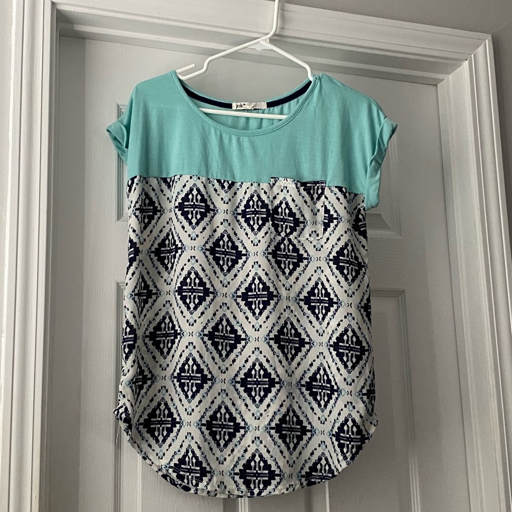 Jolt Aqua and Navy Short Sleeve Mixed-Print Top